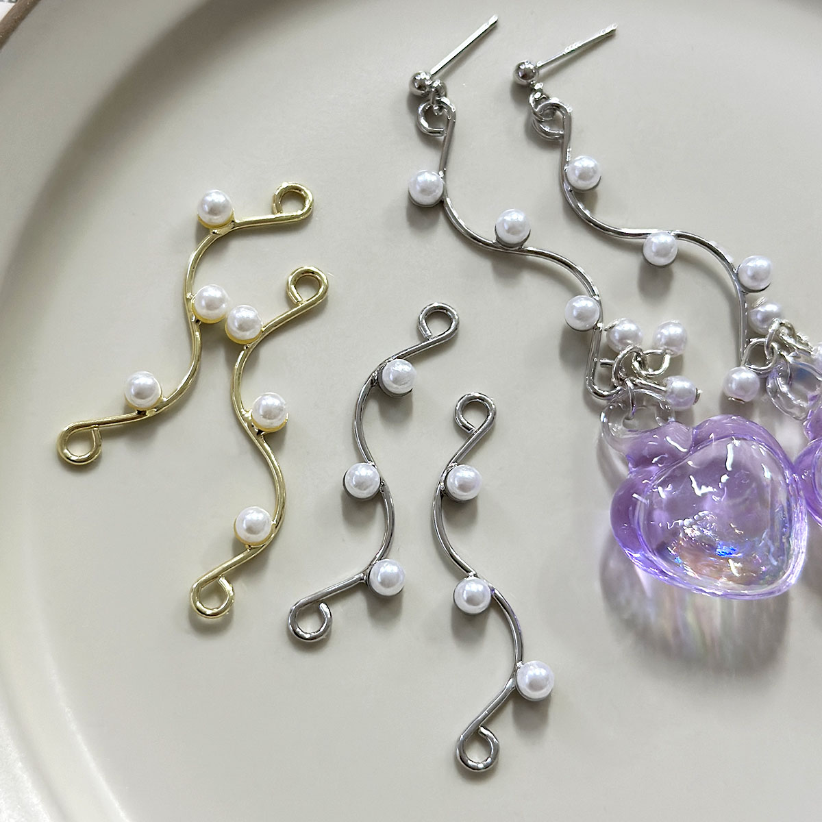 楽天市場】フープピアス 太さ3mm 【2個入り】ピアス フープ 楽天市場】フープピアス 太さ3mm 【2個入り】ピアス フープ