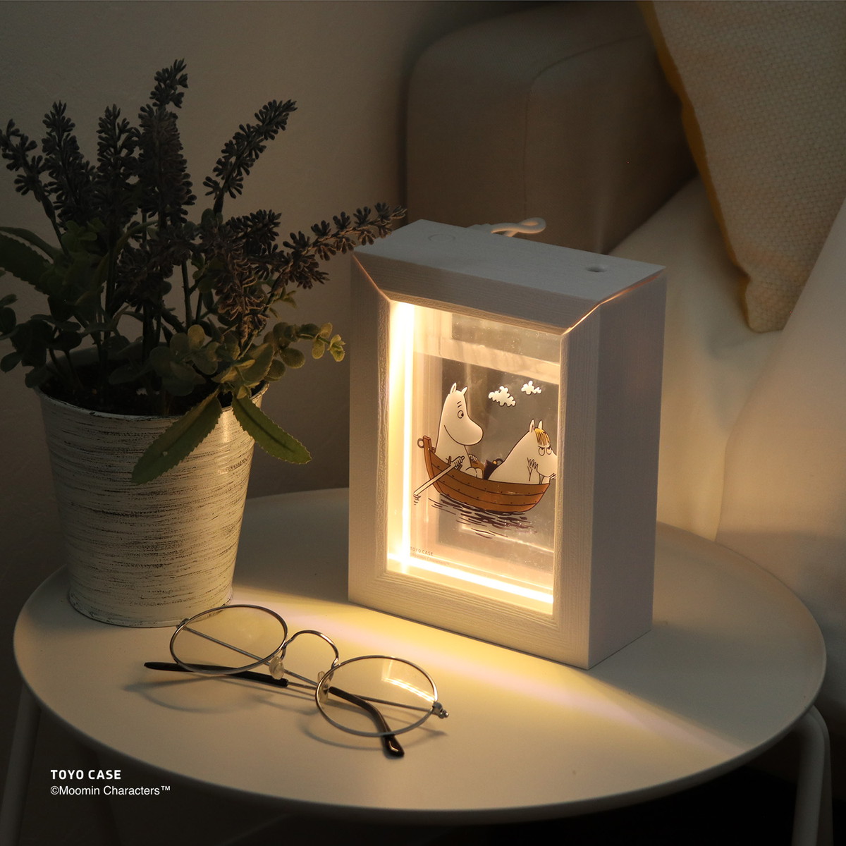 加湿器 HUMIDIFIER Frame フレーム ムーミンシリーズ ムーミン リトルミイ スノークのおじょうさん ニョロニョロ スナフキン 木目 飾れる クリアカード オリジナル イラスト お絵描き USB 給電 LED ライト 乾燥対策 冬アイテム MOOMIN画像
