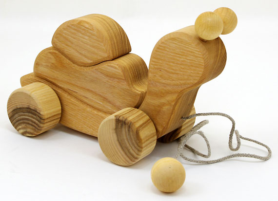 楽天市場 引っ張る木のおもちゃ かたつむり プルトーイ 木製玩具 引き車 1歳 プルトイ 木のおもちゃクラフト グレイン