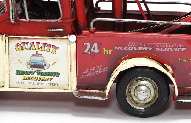 ブリキ製ヴィンテージカー「towtruck」L31cmブリキおもちゃレッカー車トラックアンティークレトロ車アメリカン雑貨インテリアブリキのおもちゃ