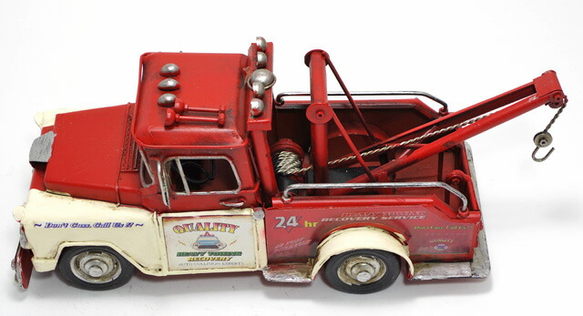 ブリキ製ヴィンテージカー「towtruck」L31cmブリキおもちゃレッカー車トラックアンティークレトロ車アメリカン雑貨インテリアブリキのおもちゃ