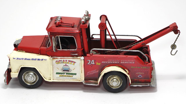 ブリキ製ヴィンテージカー「towtruck」L31cmブリキおもちゃレッカー車トラックアンティークレトロ車アメリカン雑貨インテリアブリキのおもちゃ