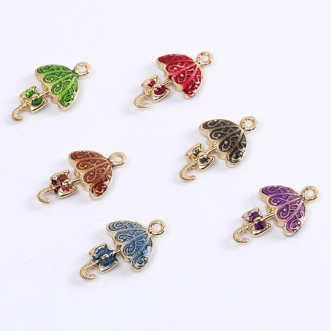 プレゼントゆらゆら傘ピアス プレゼントゆらゆら傘ピアス