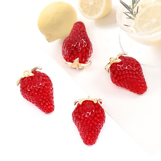 楽天市場】即日発送！立体いちごチャーム イチゴパーツ いちご