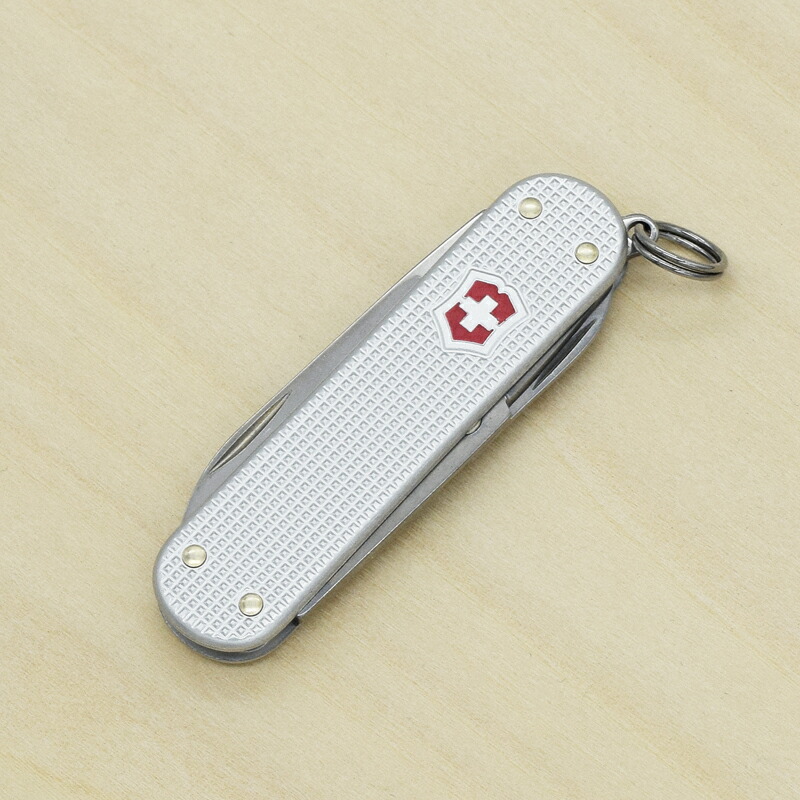 市場 正規品 マルチツール シルバー スモール アルミニウムハンドル クラシック AL VICTORINOX 0.6221.26 ビクトリノックス