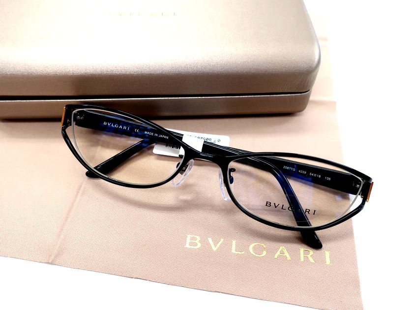 【中古】【新古品・未使用品】BVLGARI ブルガリ 日本製 750刻印 オーバル チタンフレーム 18K ダイアモンド メガネ 眼鏡 サングラス アイウェア 2087TG 定価14万 ブラック 54□18 135▲080▼40709k11