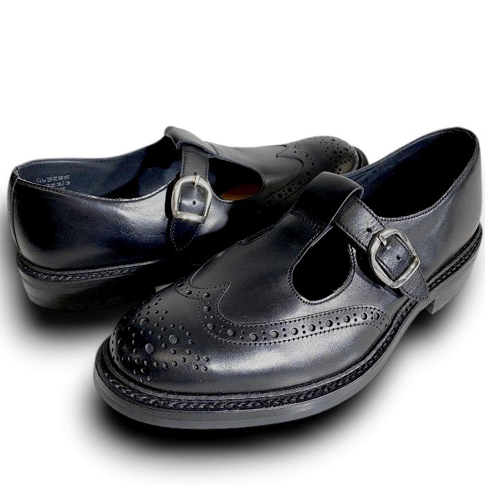 【中古】【新古品・未使用品】Tricker's トリッカーズ 英国製 4497S グッドイヤーウェルト製法 ボックスカーフレザー 本革 ダイナイトソール ウイングチップ メダリオン Tストラップシューズ カジュアルシューズ レザーシューズ M8323 定価11万 ブラック 7.5 ▲066▼60109w08