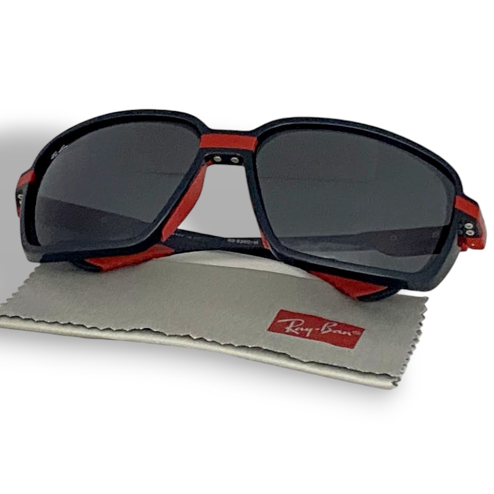 【中古】【新古品・未使用品】Ray Ban レイバン イタリア製 RB8360M SCUDERIA FERRARI COLLECTION スクーデリア フェラーリ コレクション スクエア サングラス 眼鏡 メガネ 定価4.9万 F601/87 62□15 130▲066▼60115m06
