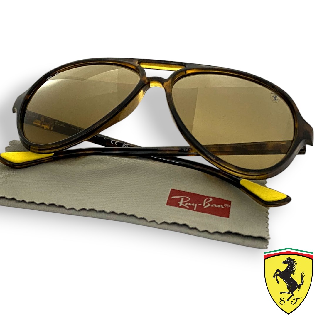 【中古】【新古品・未使用品】Ray Ban レイバン イタリア製 RB4125M SCUDERIA FERRARI COLLECTION スクーデリア フェラーリ コレクション パイロット ティアドロップ サングラス 眼鏡 メガネ 定価3.1万 F609/3K 57□14 140▲066▼60122m06 12,540円