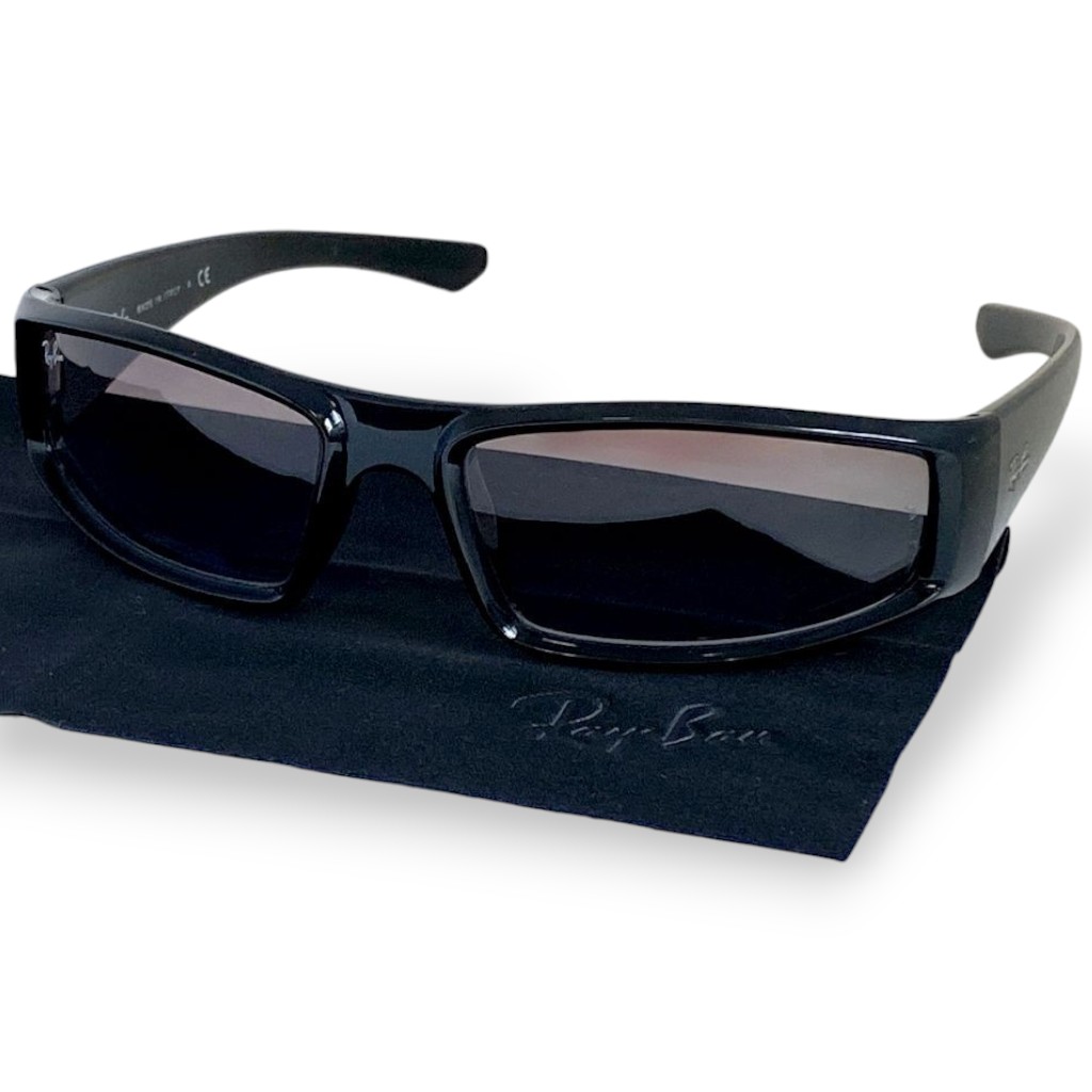 【中古】【新古品・未使用品】Ray Ban レイバン イタリア製 ラップアラウンド スクエア サングラス 眼鏡 メガネ アイウェア RB4335 定価2.1万 601I8 ブラック▲067▼60714m02｜FASHION SELECT SHOP クローラー