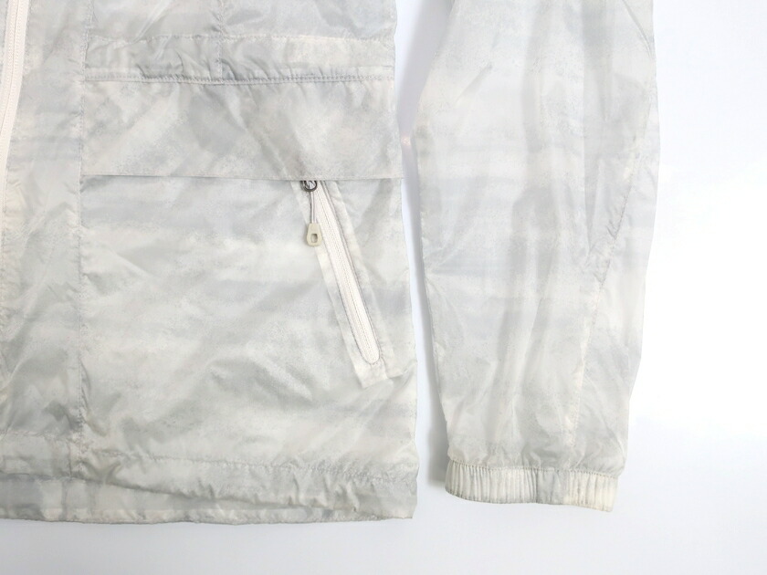 楽天市場 Mont Bell モンベル Super Light 超軽量 極薄 ナイロン ジャケット ウィンドブレーカー ブルゾン 登山 トレッキング ライトグレー S 01 M 02 L 03 Xl 04 019 k05 Crawler