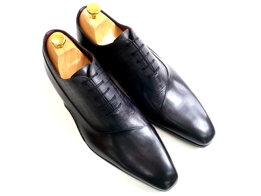 超美品の MAGNANNI マグナーニ オパンケ製法 本革 内羽根 型押しレザー