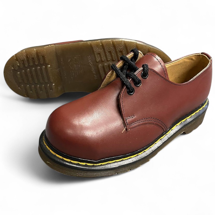 【超美品】【中古】【訳あり品】Dr.Martens ドクターマーチン Air Wait ヴィンテージ 英国製 イングランド製 レザー 3ホール オックスフォードスタイル シューズ 革靴 チェリーレッド 1926 5384 180 809 サイズ違い 右足サイズ5 左足サイズ4 ▲075▼50916s03 used