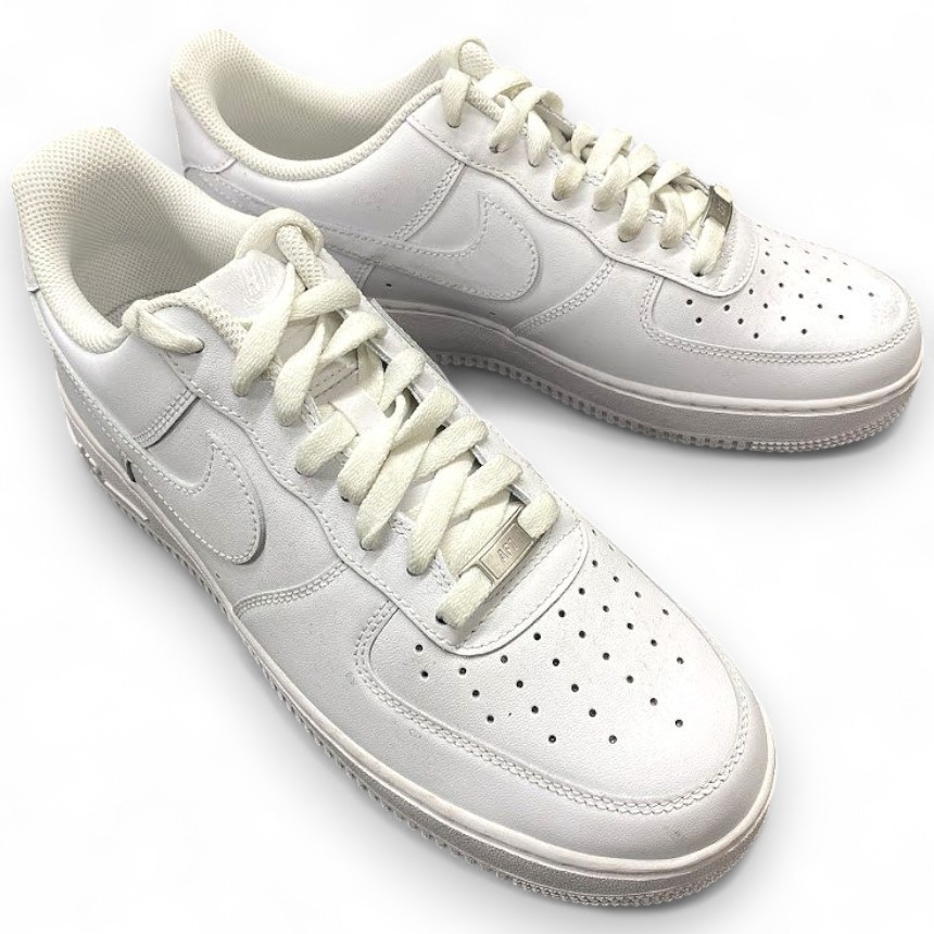 【良品】【中古品】NIKE ナイキ AIR FORCE 1'07 エアフォース AF1 エアバッグ搭載 レザー レースアップ ローカット スニーカー CW2288-111 ホワイト 28cm ▲000▼51105s02 used