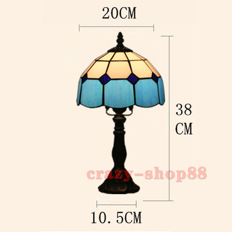 テーブルランプ ステンドグラスランプ ティファニーライト リビング レトロ 手作り照明器具 卓上照明 花柄スタンド ベッドライト 北欧 おしゃれ インテリア 装飾 アンティークカフェ風 テーブルライト 贈り物 癒しグッズ 雰囲気ランプ 田舎風スタンドライト 1灯 かわいい