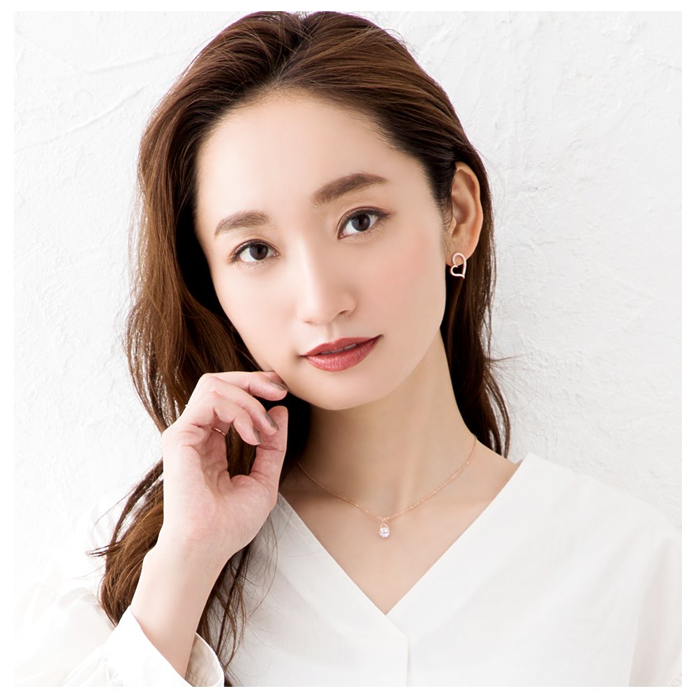 国内正規品 18kネックレスパール女性鎖骨チェーンファッションペンダントr0 毎回完売