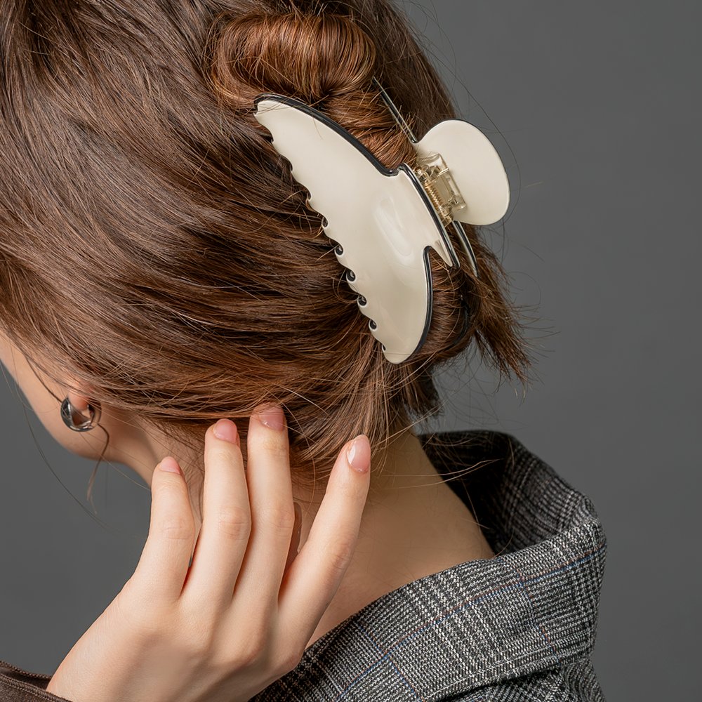 本日限定★10%OFFクーポン！【定形外郵便】バンスクリップ ヘアクリップ レディース ヘアアクセサリー バイカラー パイピング 大きめ ボリューム 挟むだけ 簡単 しっかり留まる まとめ髪 大人 ブラック アイボリー モカ