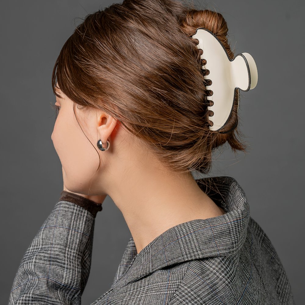 本日限定★10%OFFクーポン！【定形外郵便】バンスクリップ ヘアクリップ レディース ヘアアクセサリー バイカラー パイピング 大きめ ボリューム 挟むだけ 簡単 しっかり留まる まとめ髪 大人 ブラック アイボリー モカ