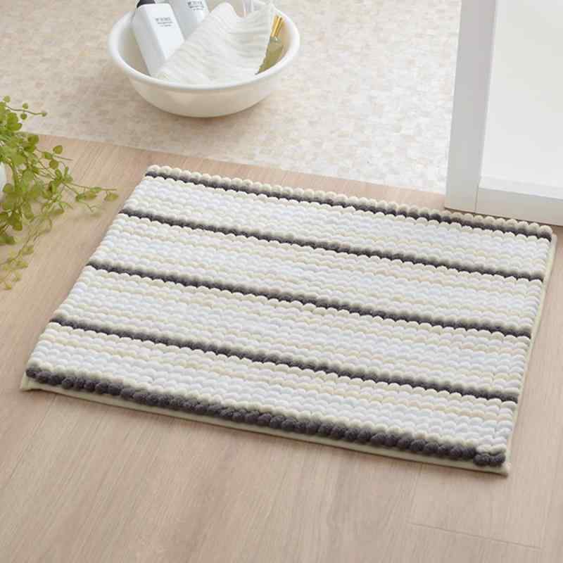 イケヒコ バスマット ペコラ 抗菌防臭 高目付 ふかふか もこもこ 滑りにくい 吸水性有り 約35×50cm アイボリー #3487709画像