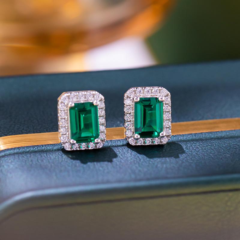ピアス レディース S925シルバー 八角形 ジルコニア エメラルドカラー 5mm 7mm 大粒 スタッドピアス 金属アレルギー対応 銀製 耳飾り アクセサリー ジュエリー 宝石風 輝き 高級感 エレガント 上品 華やか 普段使い お呼ばれ 結婚式 二次｜クリエイティブグローバル