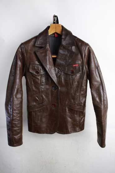 1970〜1990年代 ヴィンテージ 本革レザージャケット ヴィンテージ 本革 レザージャケット 90s 古着 イギリス製 短丈