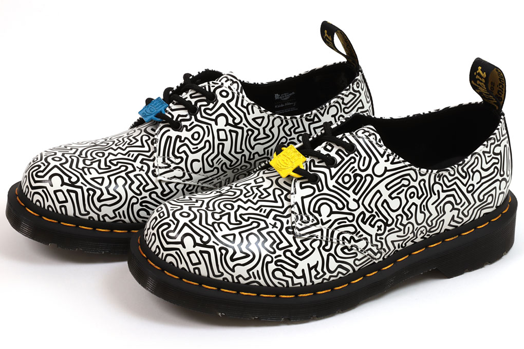 楽天市場 ドクターマーチン 3ホールシューズ キース ヘリング ブラック ホワイト Dr Martens 1461 Keith Haring Black White Crispin クリスピン