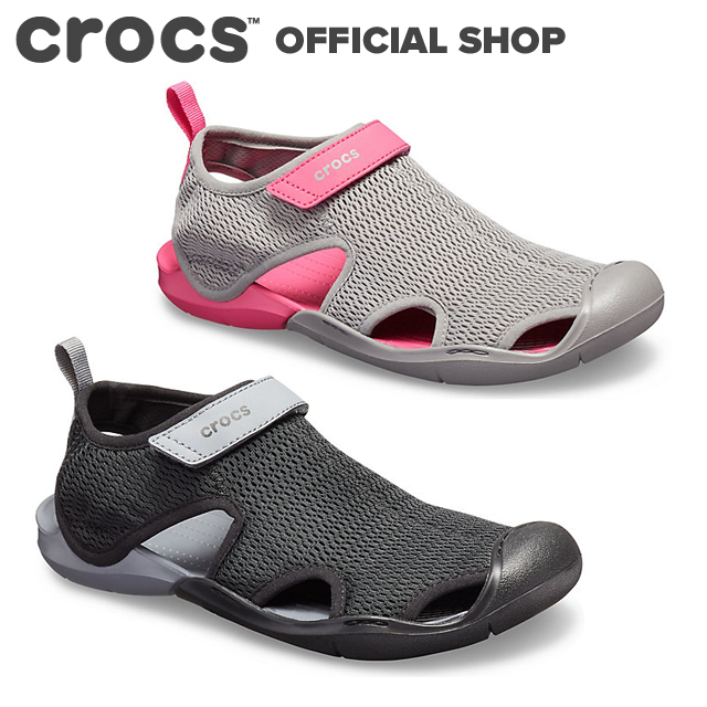 crocs for water