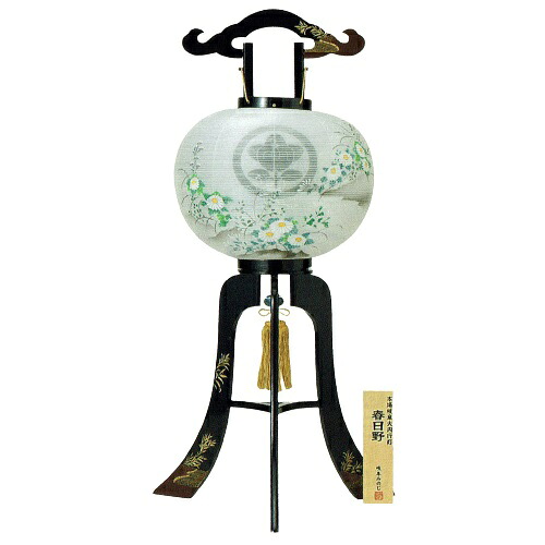盆提灯 岐阜提灯 置き提灯 家紋入 行灯 12号 春日野（右） 対仕様（1個入） 高さ91cm (P33)(14661) 水雷球 電気コード式 初盆 新盆 お盆｜人形のゆめさき 35,919円