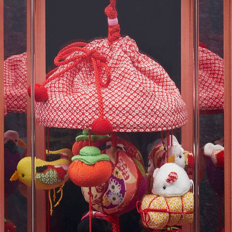 新作入荷 吊るし飾り ケース入り 桃 小 六角アクリルケース 高さ66cm Fn3 H69 雛人形 Fucoa Cl