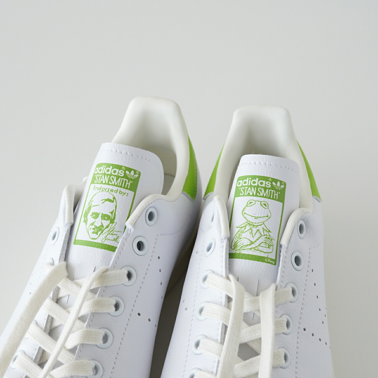 楽天市場 アディダス オリジナルス Adidas Originals ディズニー Disney カーミット スタンスミス Stan Smith スニーカー コラボ メンズ 21春夏 レースアップ ローカット キャラクター ホワイト 22 5cm 29 0cm Fy5460 送料無料 0409 Crouka Lr クローカ エルアール