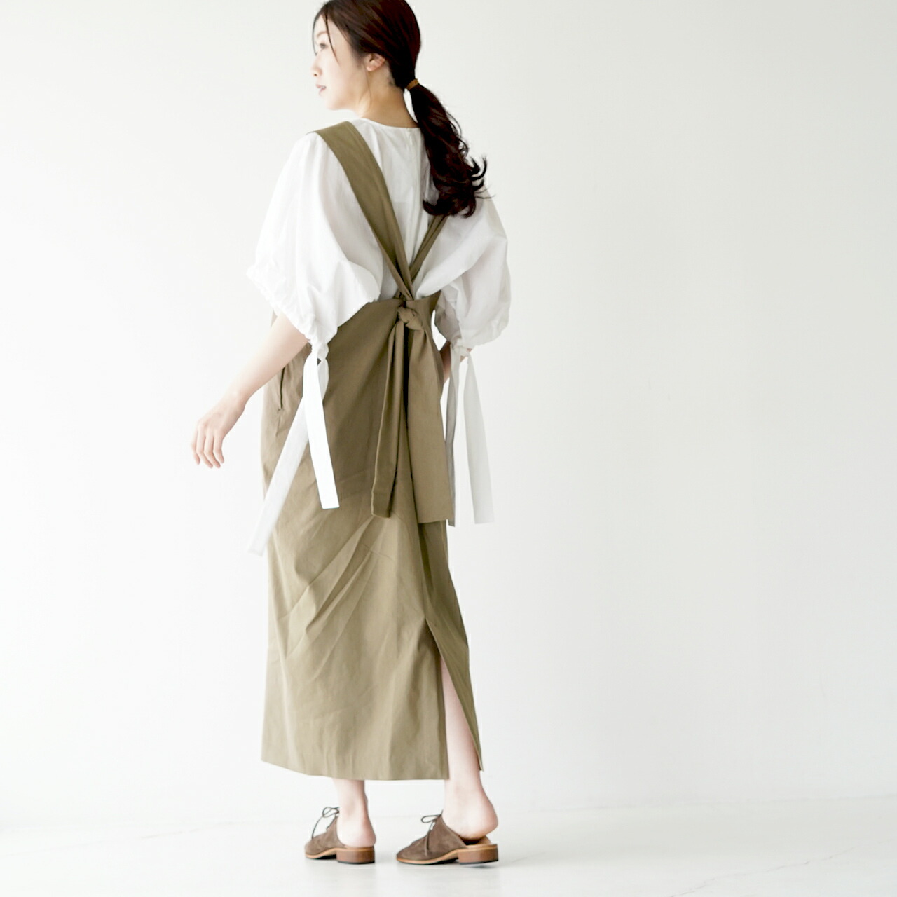 サクラ Vネック Sacra 日本製 カーキ ワンサイズ ポイント10倍 21春夏 ビスコース ベージュ Sacra リネン ジャンスカ カーキ ジャンパースカート Linen Viscose レディース ブラック Iライン サクラ 大人の上質なカジュアルに Vネック レディライクな サクラ Vネック Sacra 日本製 カーキ ワンサイズ ポイント10倍 21春夏 ビスコース ベージュ Sacra リネン ジャンスカ カーキ ジャンパースカート Linen Viscose レディース ブラック Iライン サクラ 大人の上質なカジュアルに Vネック レディライクな