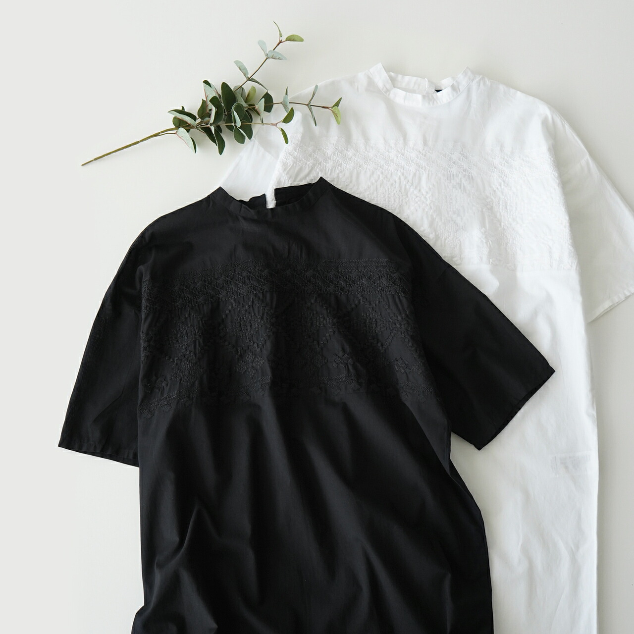 定価から3０ オフ ミズイロインド Mizuiro Ind ワンピース レディース 黒 半袖 ひざ丈 クルーネック 正規品 Www Servblu Com