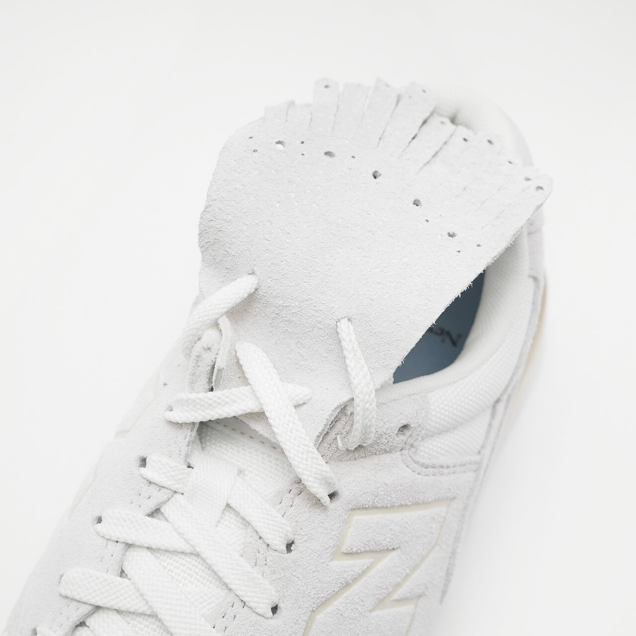 ニューバランス new balance タッセル スエード スニーカー レディース