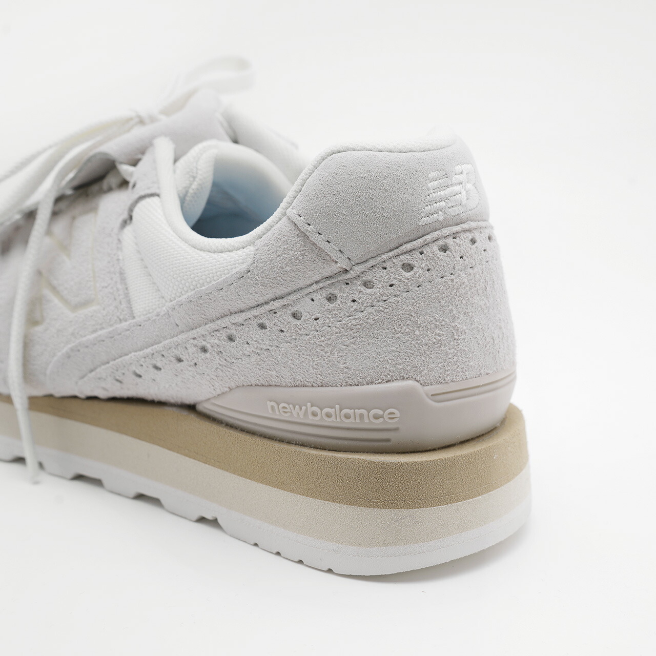 ニューバランス new balance タッセル スエード スニーカー