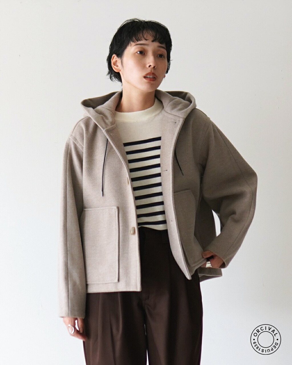 【極美品】ミズイロインド ショート丈ダウン　グレー mizuiro ind（ミズイロインド） フード ショートダウン