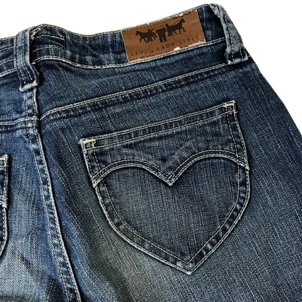 levi's lady style jeans