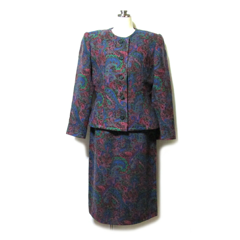 GIVENCHY セットアップ　ジャケット　スカート ☆Givenchy☆セットアップ☆ジャケット☆スカート☆ジバンシィ☆白☆