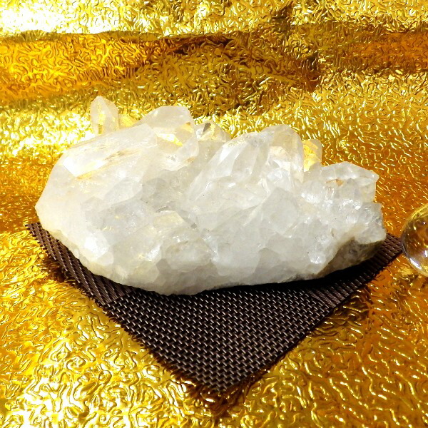 【プレミアクラス】水晶原石クラスター 中型サイズ（重さ433g 高さ約5cm 横幅約12cm 奥行約8cm ブラジル産）【台座なし】完全天然石 写真現品販売