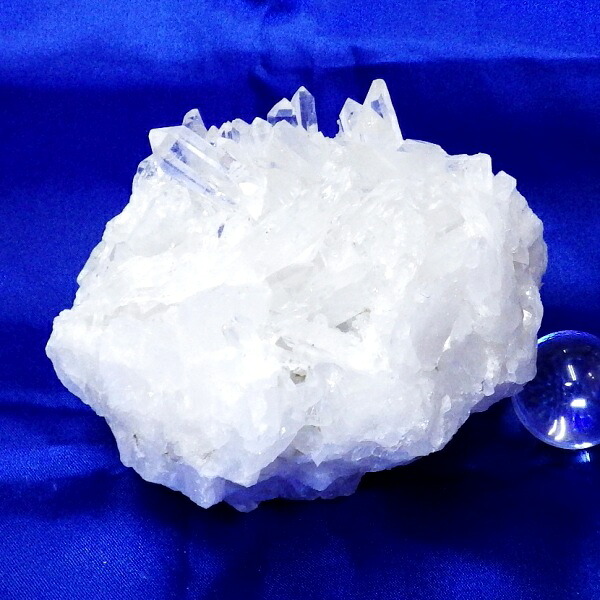 【Ｂクラス】水晶原石クラスター 大型サイズ（重さ726g 高さ約7cm 横幅約11cm 奥行約9.5cm ブラジル産 完全天然石 写真現品販売）