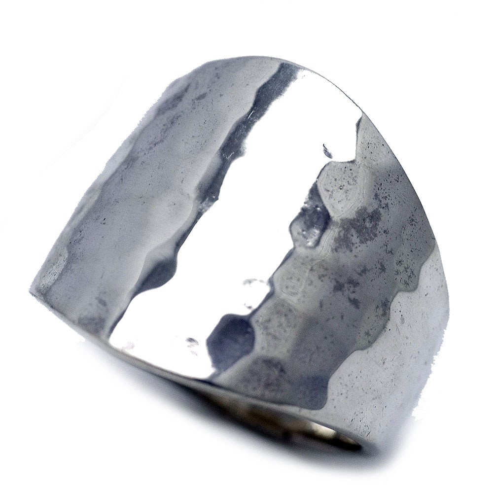 楽天市場】シルバー925 タタキ 平打ちリング メンズ ko カット 鎚目