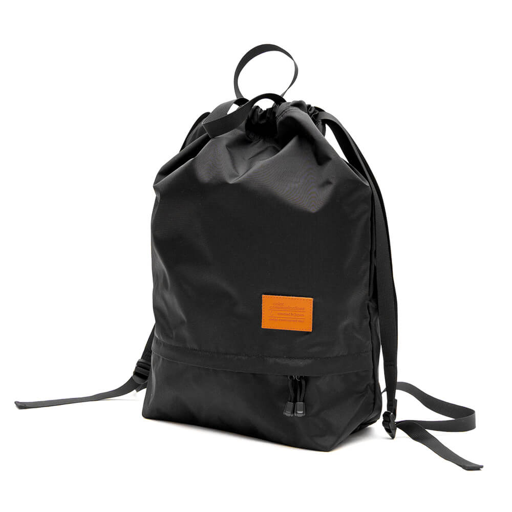 COLOR COMMUNICATIONS BACKPACK カラーコミュニケーションズ うしろ側風呂敷き包み 背嚢 2 WAY KNAPSACK BLACK 滑るゲーム盤 スケボー