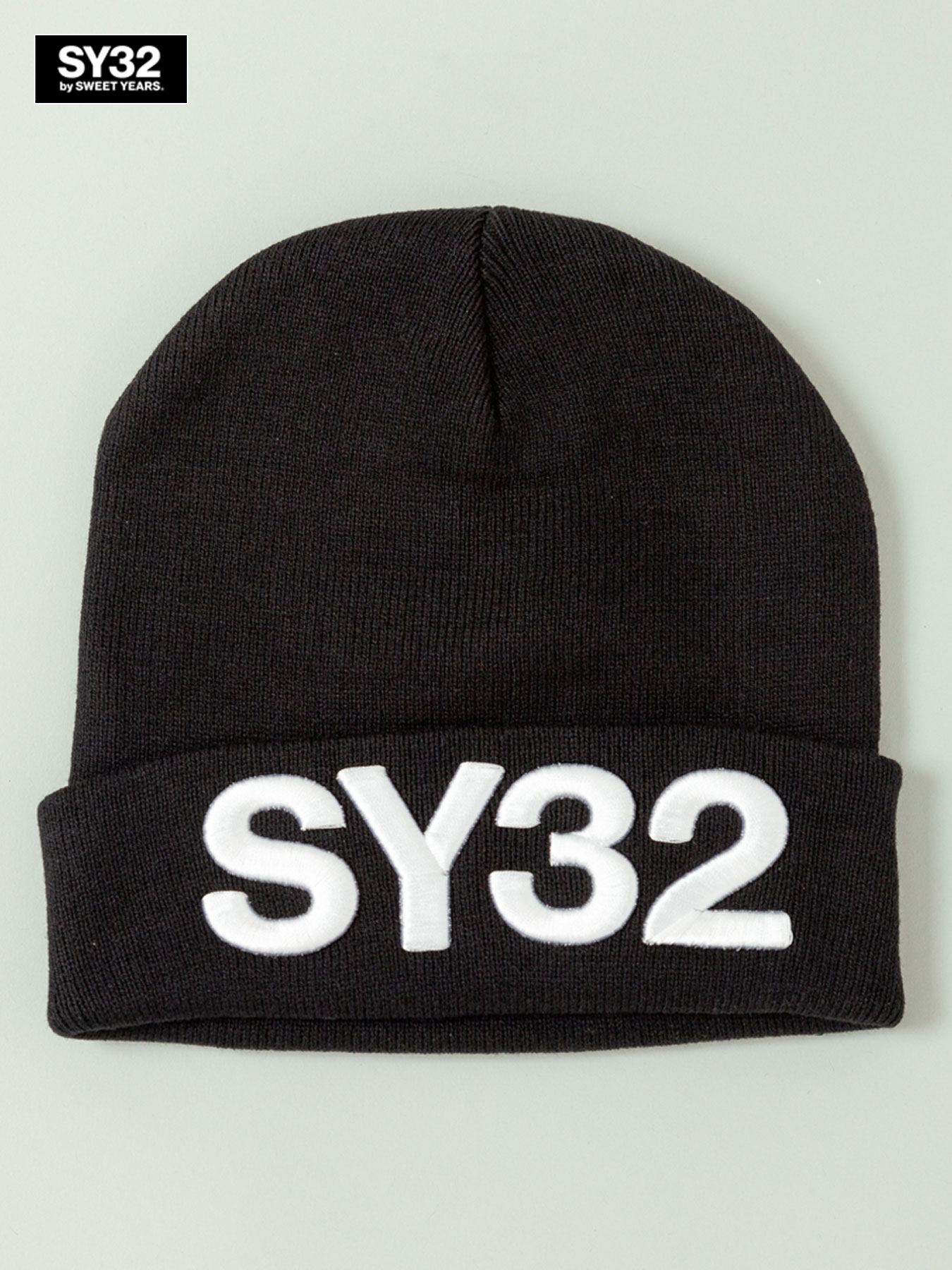 Sy32 By Sweet Years 3d Logo Knit Cap ニット帽 帽子 ぼうし ニットキャップ 刺繍 通販 秋 冬 メンズ レディース ユニセックス 黒 ブラック フリーサイズ 伸縮性 伸びる 人気 おすすめ おしゃれ かっこいい スポーツ スポーティ サッカー ブランド