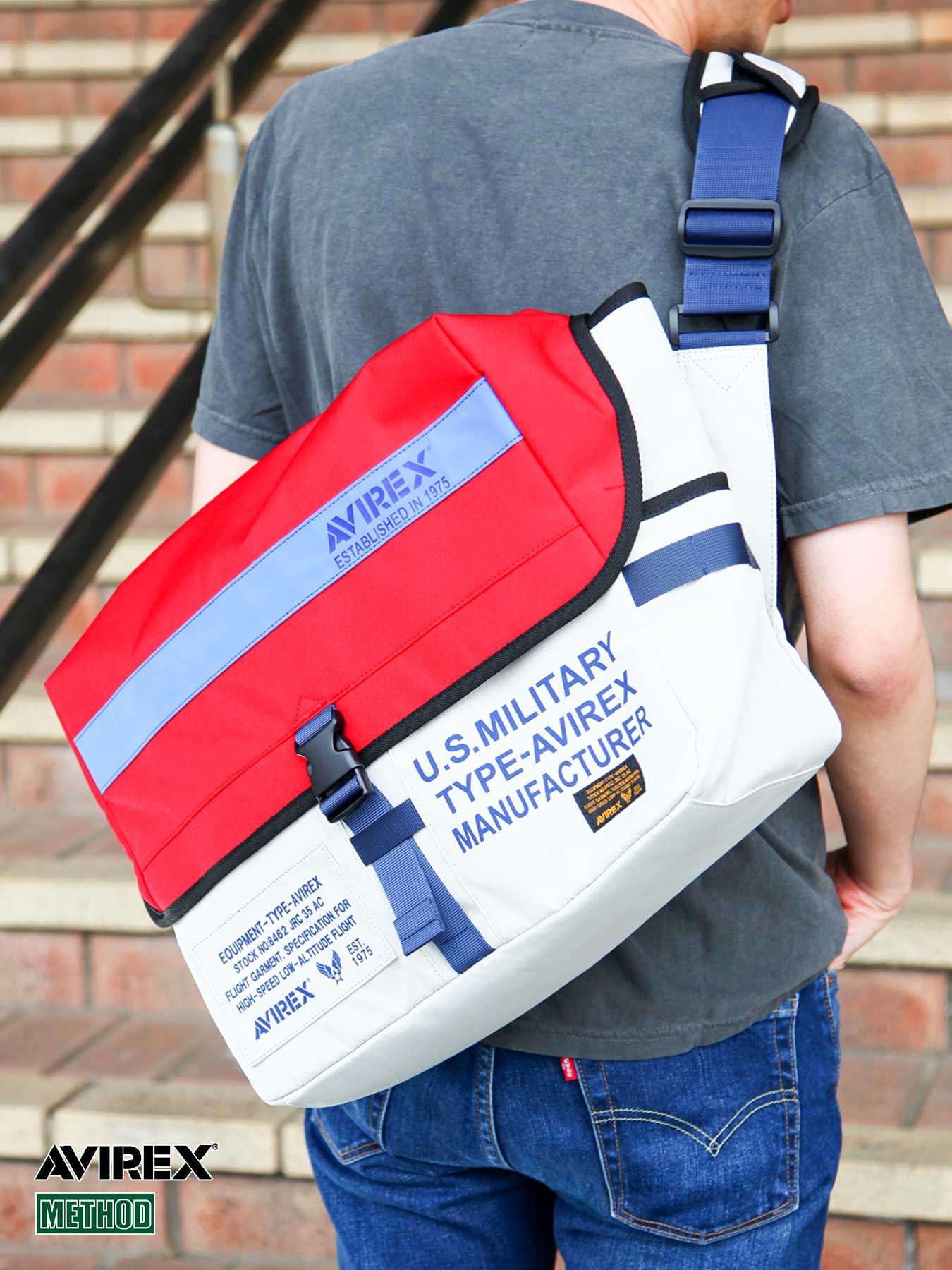 【AVIREX】POSTMAN MESSENGER BAG〔LIMITED〕 | バッグ ショルダーバッグ メッセンジャー 斜めがけ 鞄 かばん 通販 オールシーズン 白 ホワイト 黒 ブラック オレンジ コンパクト 大容量 丁度いい 使いやすい 人気 ミリタリー ブランド 流儀圧搾 METHOD
