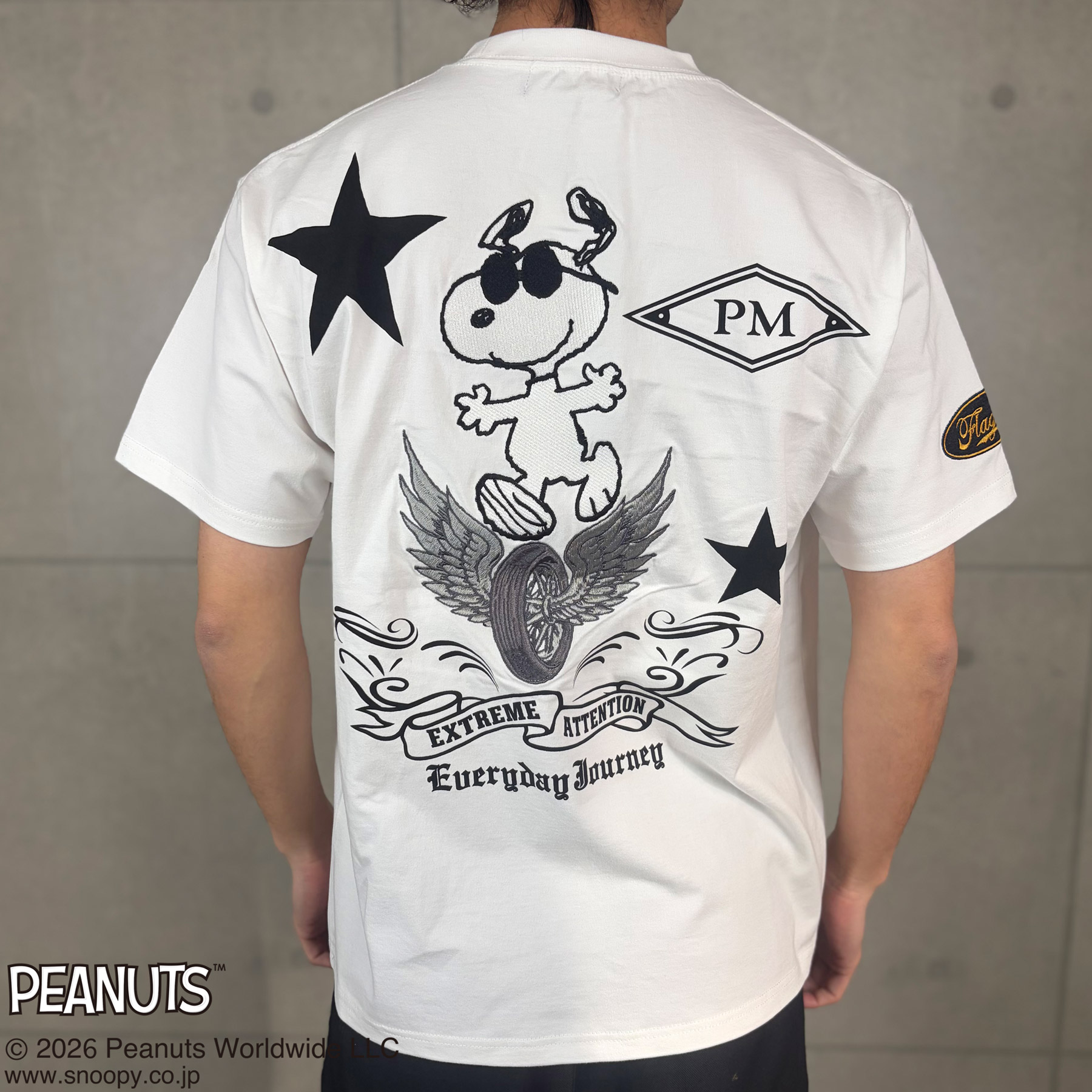 【FLAGSTAFF×PEANUTS】 PM TEE｜半袖 半T 信号旗原材料 SNOOPY PEANUTS 通信販売 メンズ レディース 大層らしい大きさ ゆったり 心地よい M L XL LL 2L 3L XXL 春 夏 春服 夏服 白 白いこと 黒 黒いこと  愛くるしい