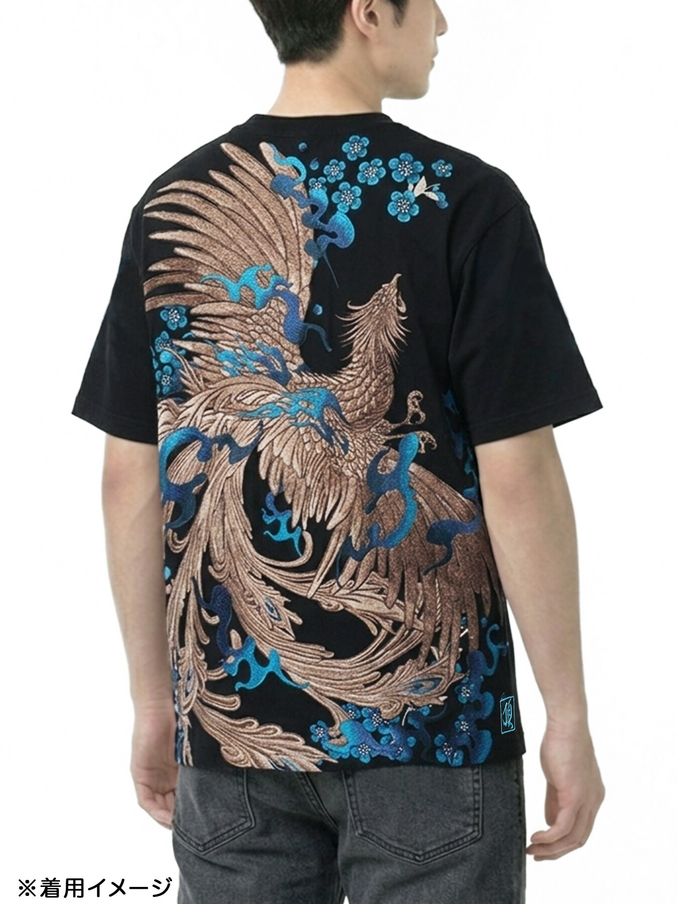 【絡繰魂・頂】“蒼炎”鳳凰刺繍入りTシャツ〔別注〕｜和柄 ティーシャツ 半袖 通販 メンズ レディース ユニセックス 春 春服 夏 夏服 オールシーズン 黒 ブラック 白 ホワイト M L XL LL 2L XXL 3L 大きめ おしゃれ おすすめ ブランド 流儀圧搾