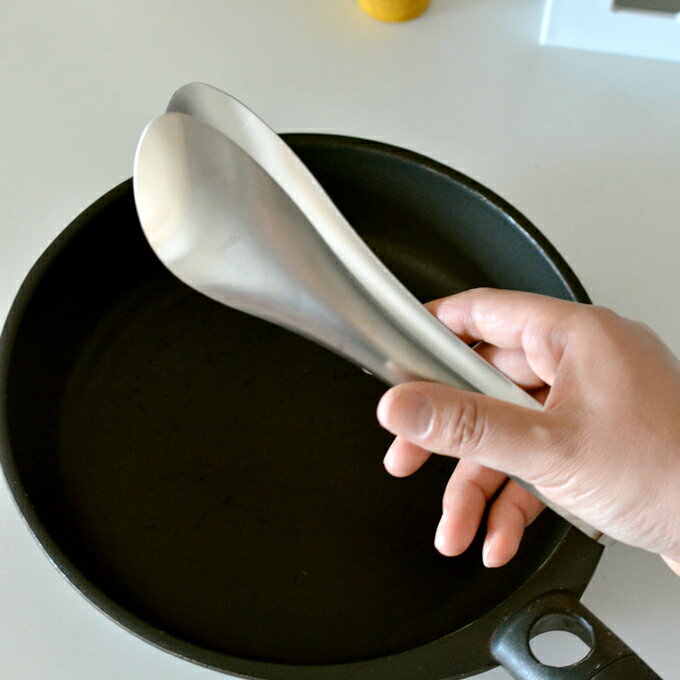 トング 21人気特価 柳宗理 ステンレス 穴なし Yanagi Sori クッチーナ 送料無料 おしゃれ 日本製 調理器具 盛り付け 洗いやすい 使いやすい 揚げ物 調理道具 パスタ かわいい 雑貨 掴みやすい サラダ トング 21人気特価 柳宗理 ステンレス 穴なし Yanagi Sori クッチーナ 送料無料 おしゃれ 日本製 調理器具 盛り付け 洗いやすい 使いやすい 揚げ物 調理道具 パスタ かわいい 雑貨 掴みやすい サラダ