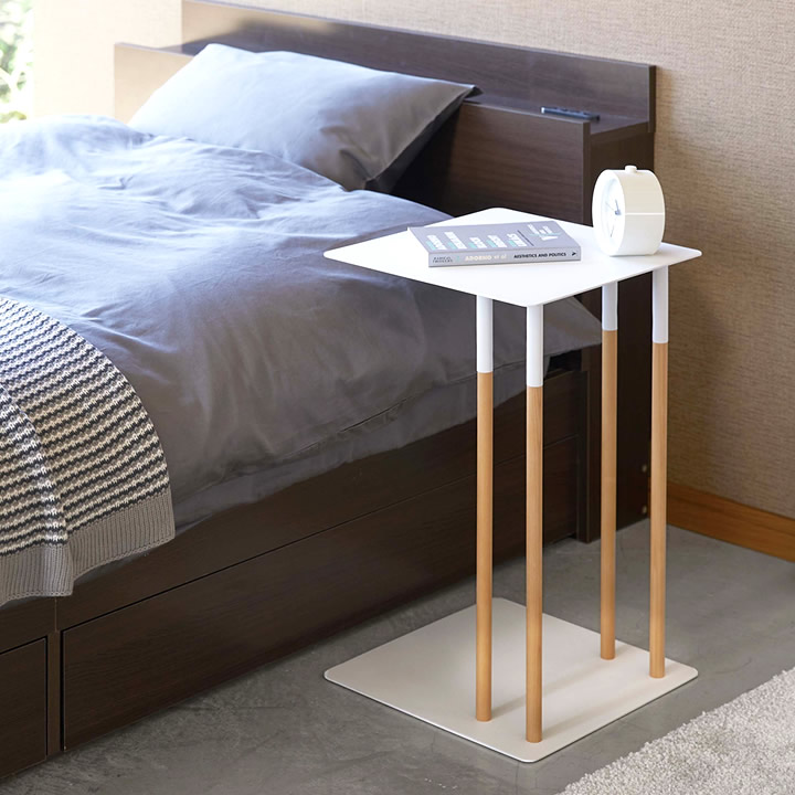 ソファーテーブル おしゃれ 送料無料 ナイトテーブル コの字 ソファーサイドテーブル テーブル シンプル 差し込み ベッドサイド 寝室 おうち時間 サイドテーブル コの字 スリム リビング モノトーン Yamazaki サイドテーブル 差し込み サイドテーブル Plain プレーン