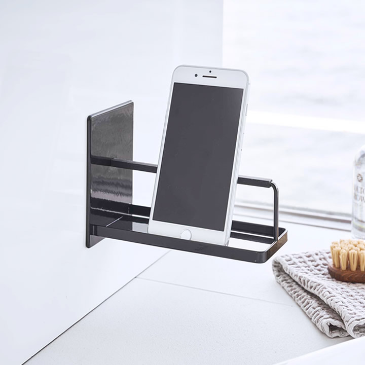 楽天市場 お風呂 スマホ スタンド マグネット バスルーム スマートフォン スタンド Tower タワー クッチーナ 送料無料 お風呂 スマホ ホルダー スマホスタンド ラック 棚 磁石 バスルーム バスグッズ シンプル おしゃれ かわいい モノトーン 山崎実業 キッチン