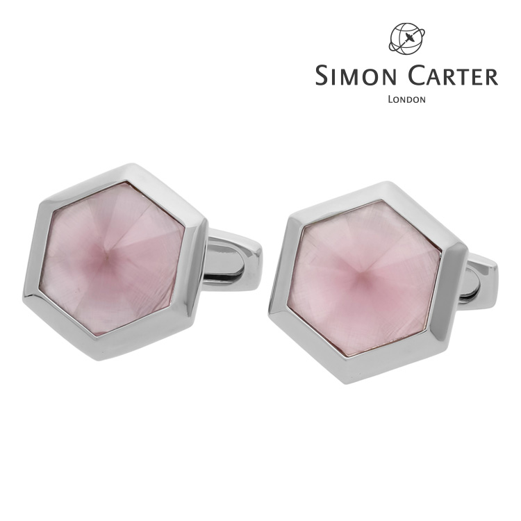 【SIMON CARTER】ヘキサゴンキャツアイカフス サクラ色折り返し 名取り草 カフスリンク 好いたらしい 御芽出度 差し上げ物 就職祝賀会 儀式用 好いたらしいめ 成年者祝賀会 分かりやすい 佩び物 メンズ フォーマル 成人男性 礼服 サイモンカーター