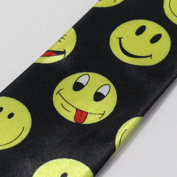 当店の記念日 おもしろ ネクタイ おしゃれ 面白 愛嬌たっぷり色んな スマイルマーク スマイル スマイリー にこにこ ニコニコ にこちゃん ニコちゃん ナロータイ スーツアクセサリー専門店 誕生日 プレゼント プチギフト カフスマニア Cmdb Md